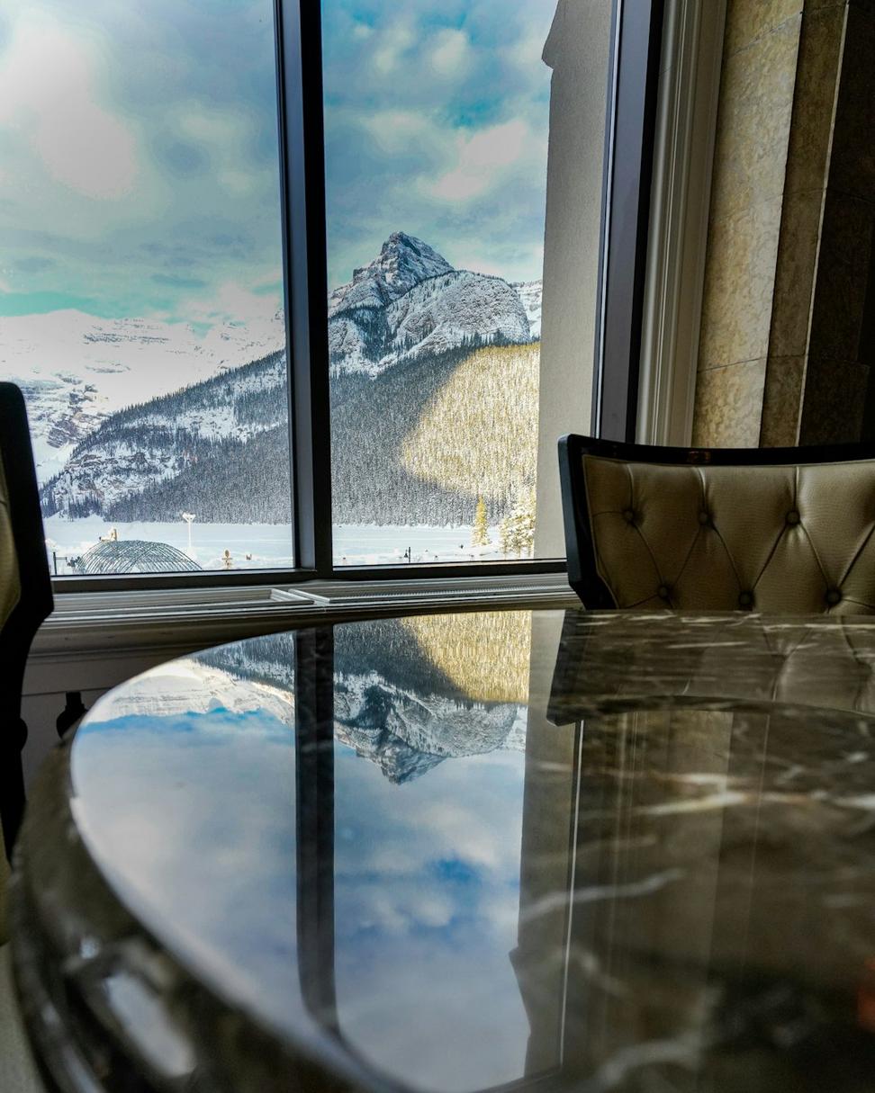 Luxury rooms with mountain views