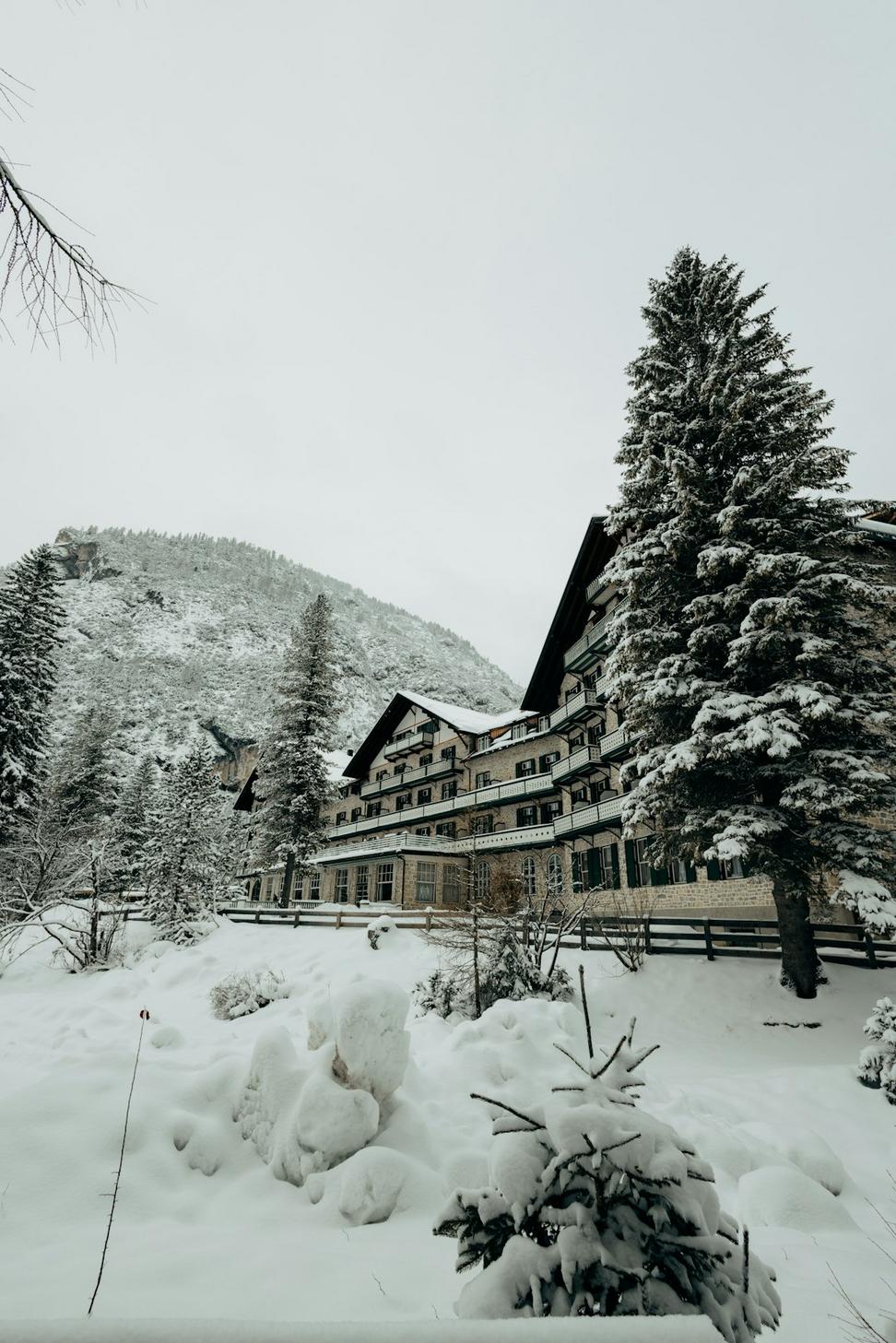 Quinthal Orvexis Hotel Contact